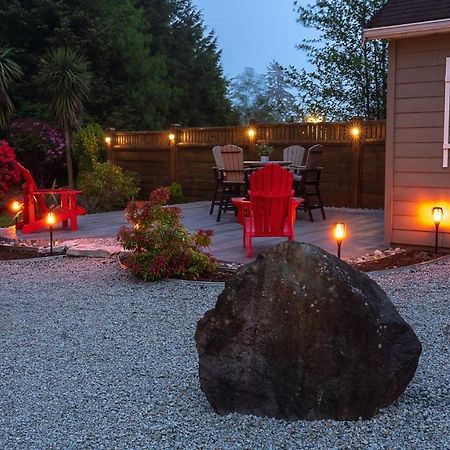 Wild Pacific Guest Suites Ucluelet Ngoại thất bức ảnh